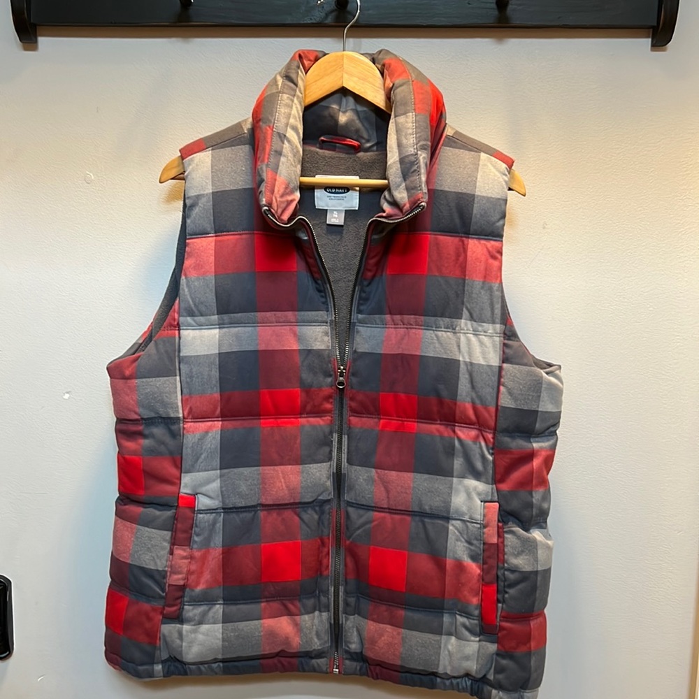 Old navy plaid fleece lined vest
